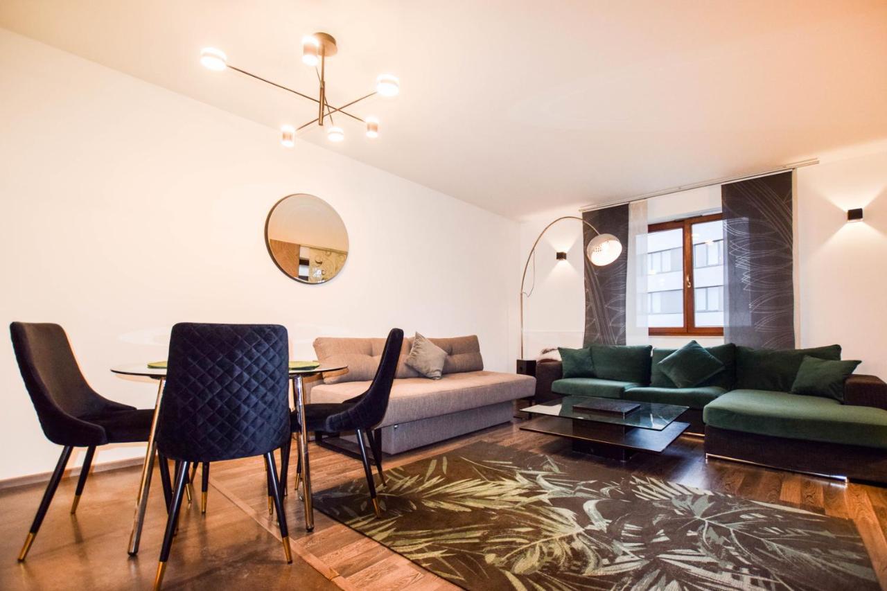 Apartament Z Widokiem Na Wawel W Centrum Miasta Cracovia Exterior foto